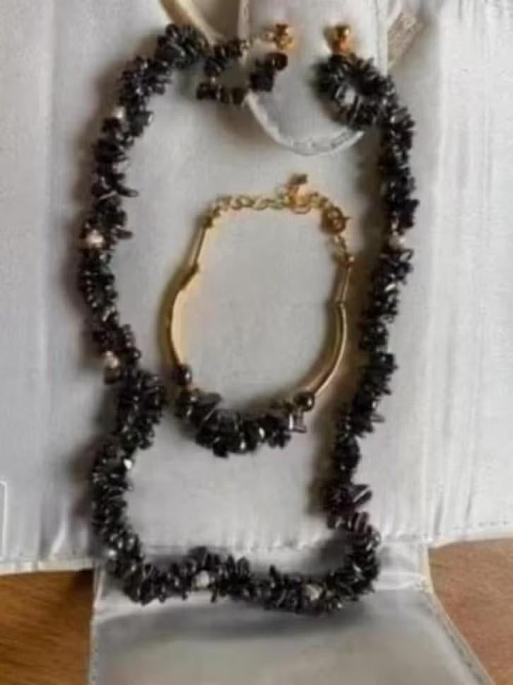 Sieradenset (ketting, armband, oorbellen nieuw in mooie etui, Sieraden, Tassen en Uiterlijk, Kettingen, Ophalen of Verzenden, Nieuw