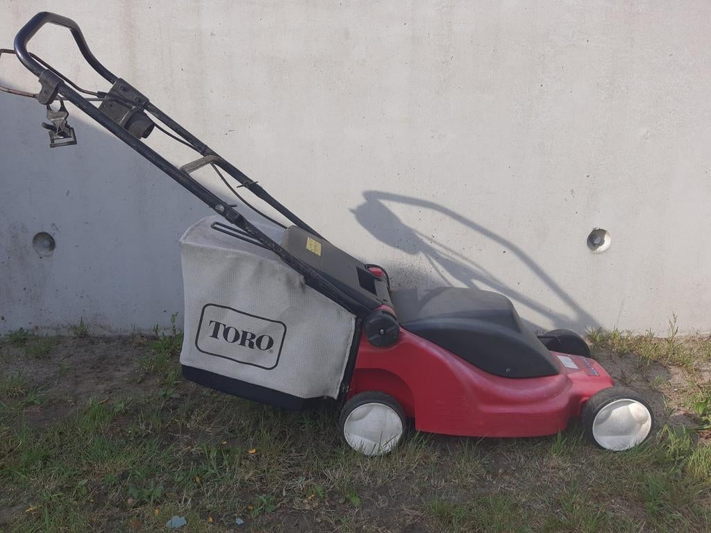Toro recycler 40cm grasmaaier elektrisch, Ophalen of Verzenden, Gebruikt