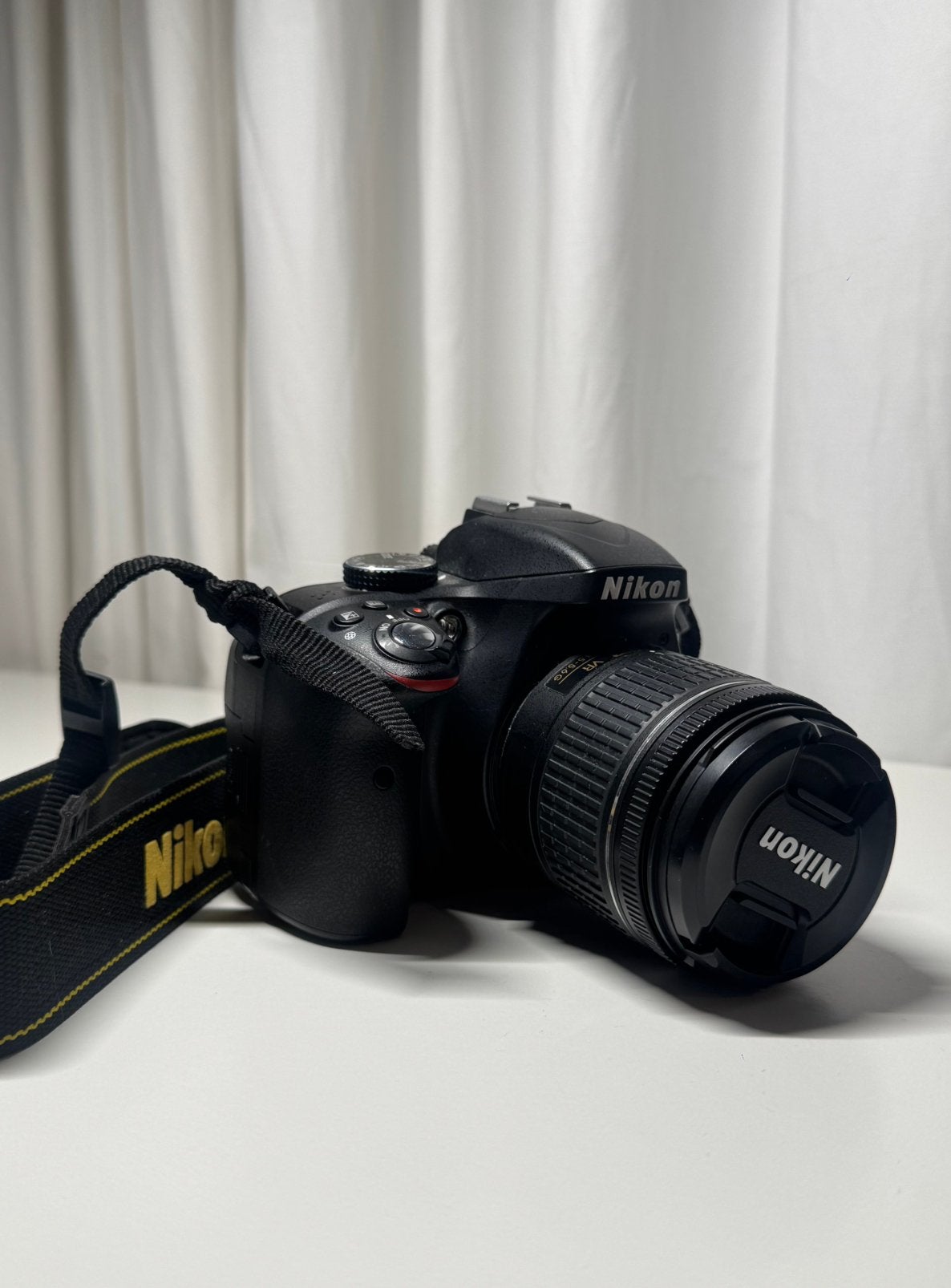 Nikon D3300 + 18-55mm VR lens, Gebruikt, Spiegelreflex, Accu, Ophalen of Verzenden