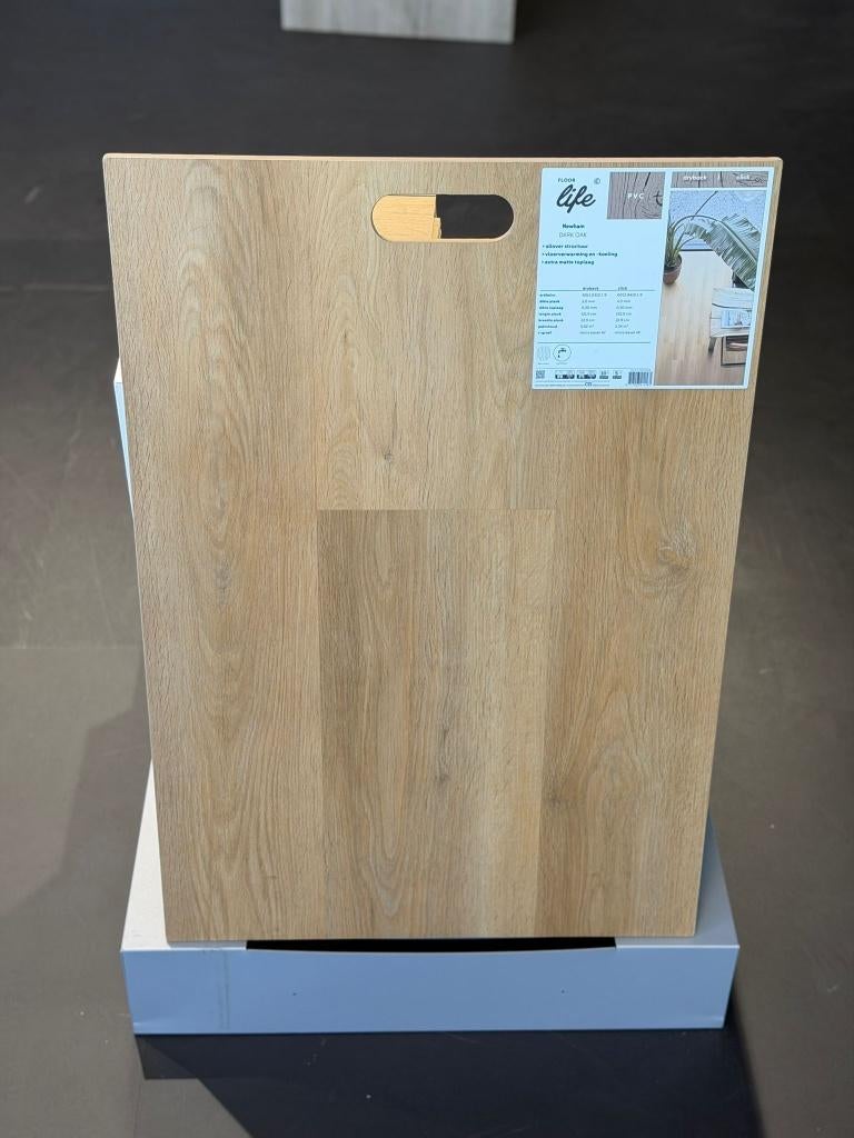 SCOOR DEZE DEAL: PVC PLAK & CLICK (PLANK) v.a. €18,95 P/M², Crème, PVC STROKEN PLANK, 75 m² of meer, Overige typen
