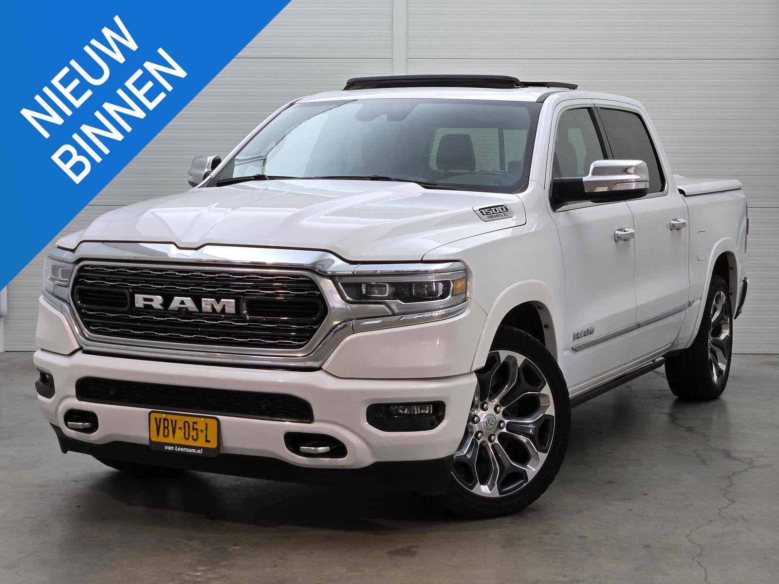 Dodge Ram 1500 5.7 V8 4x4 Crew Cab Limited Pano Bedcover LPG, Auto's, Automaat, Gebruikt, 5654 cc, Bedrijf