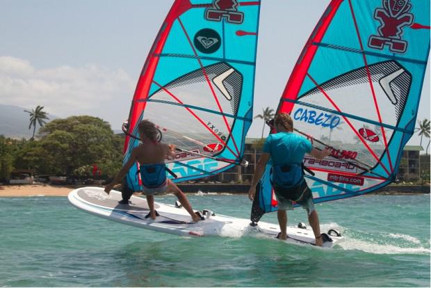 Gemini tandemboard met 3 (custom) vinnen, Watersport en Boten, Windsurfen, Ophalen, 300 cm of meer, Zo goed als nieuw, Met vin(nen)