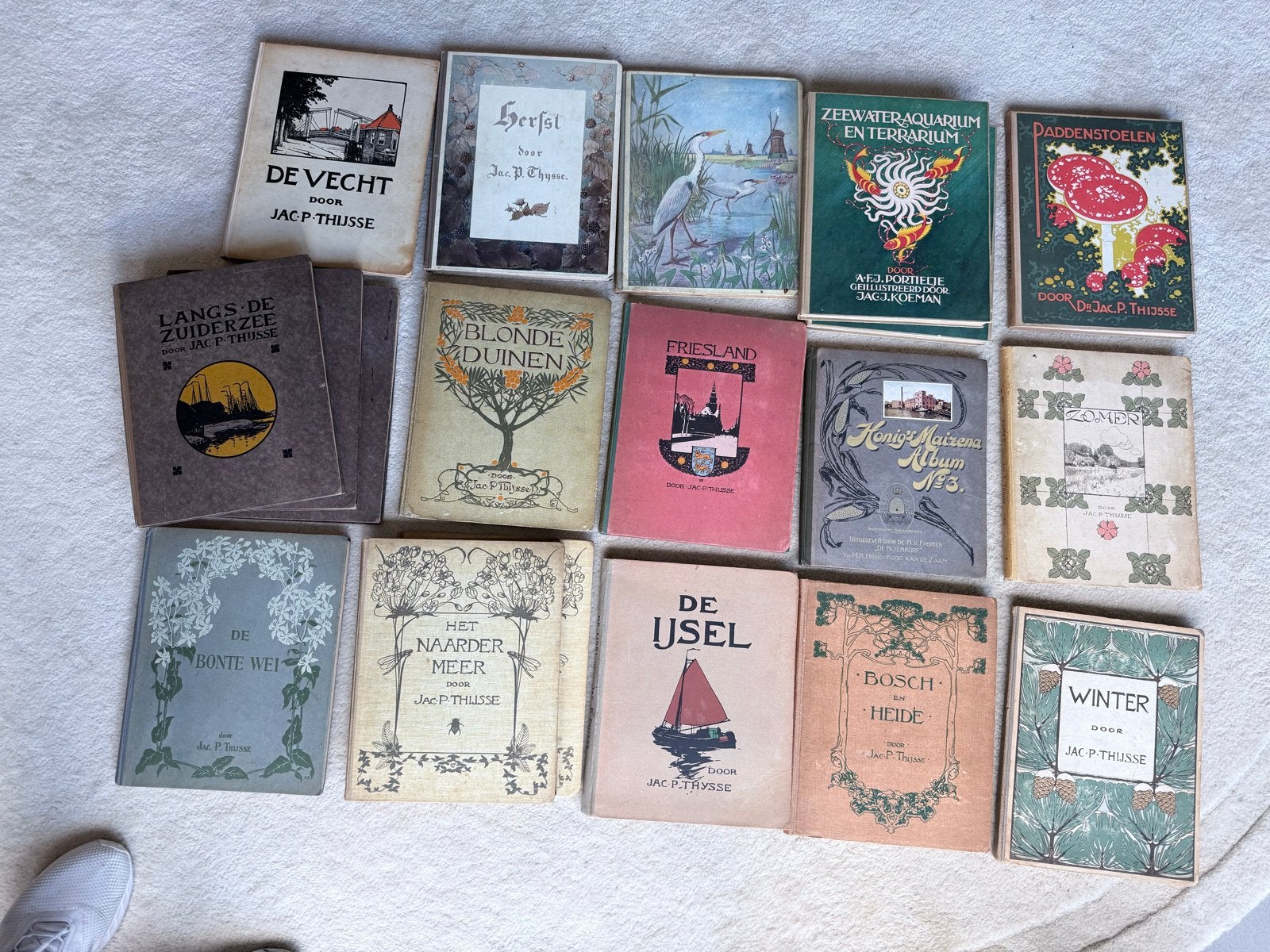18 oude Verkade / Jac. P. Thijsse plaatjesalbums – collectie, Boeken, Ophalen of Verzenden, Gelezen, Nederland