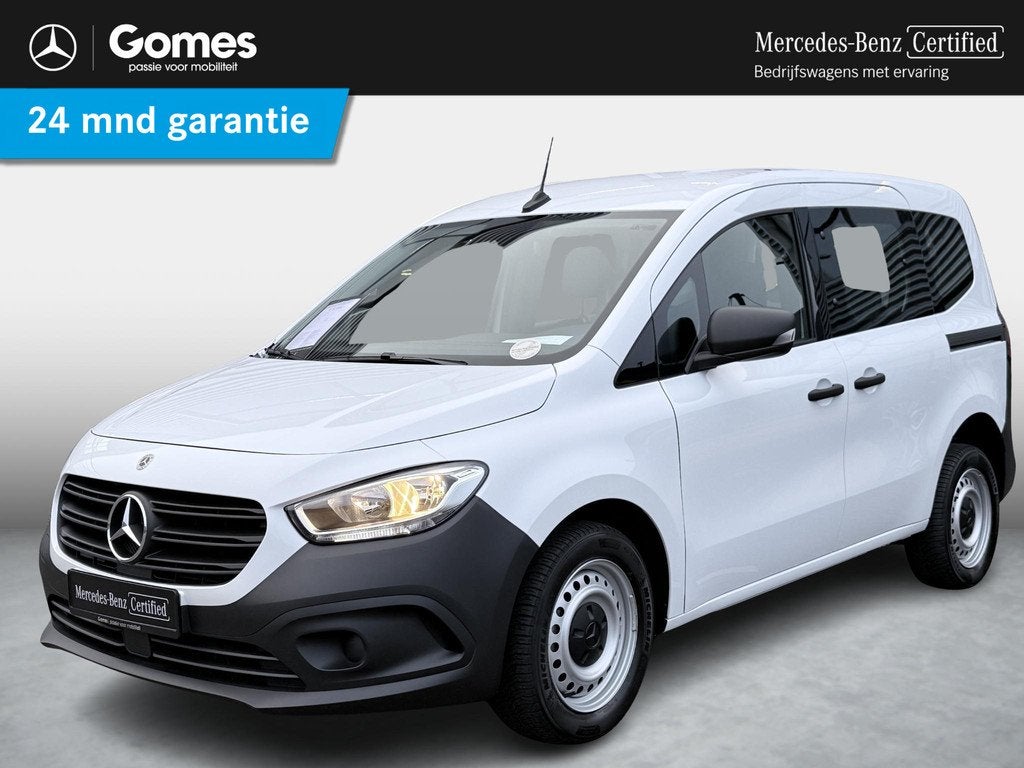 Mercedes-Benz Citan Tourer 113 L1 benzine Rolstoelauto, Auto's, Mercedes-Benz, Voorwielaandrijving, Gebruikt, 4 cilinders, 4 stoelen