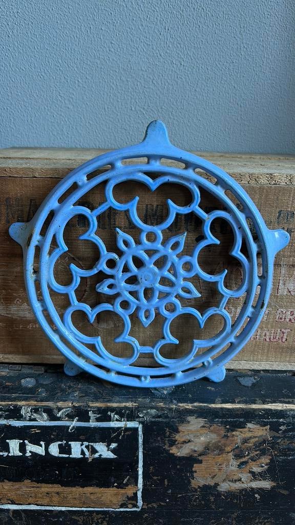 Frans geëmailleerde onderzetter blauw, Ophalen of Verzenden