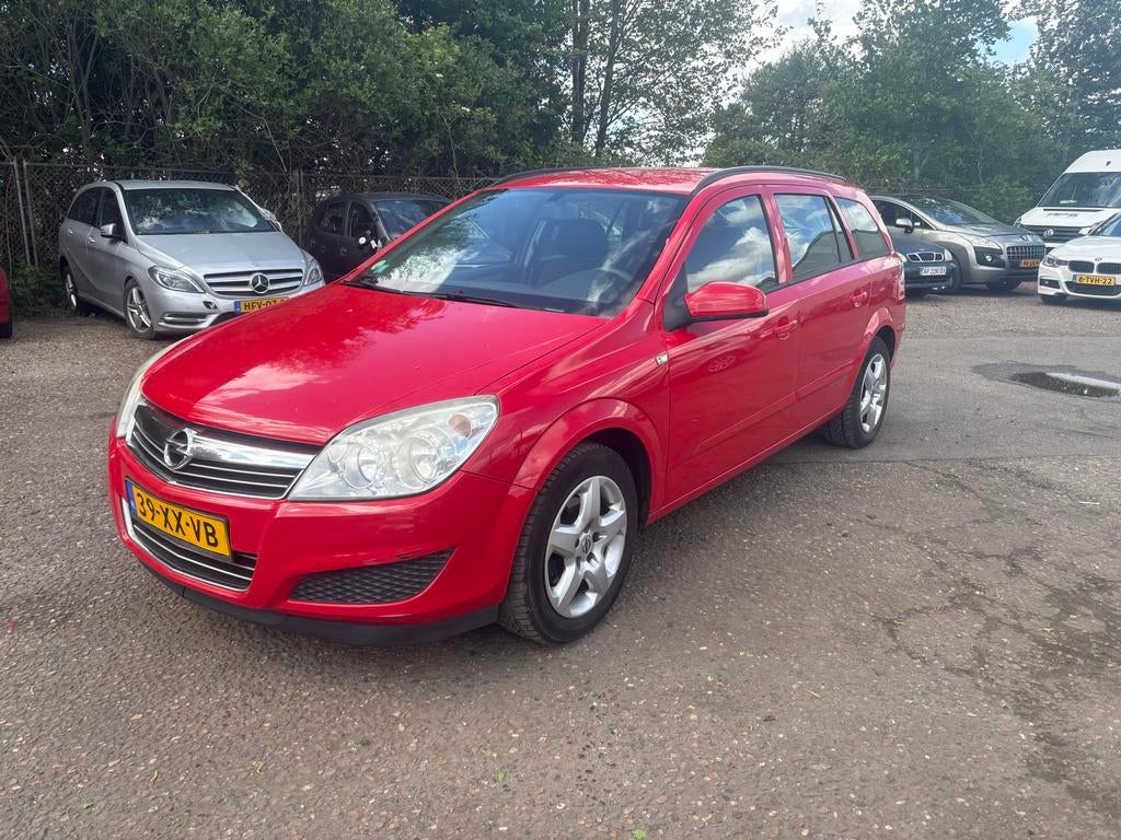 Opel Astra 1.4 16V St.wgn. 2007 Rood, Auto's, Opel, Voorwielaandrijving, 639 kg, Origineel Nederlands, Handgeschakeld