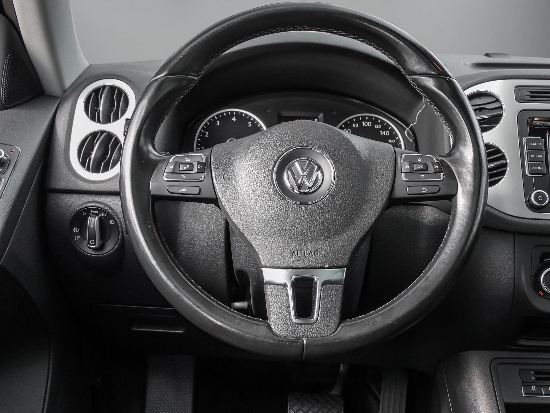 Foto 5 van Volkswagen Tiguan 2.0 TSI Sport&Style 4motion R-line Edition