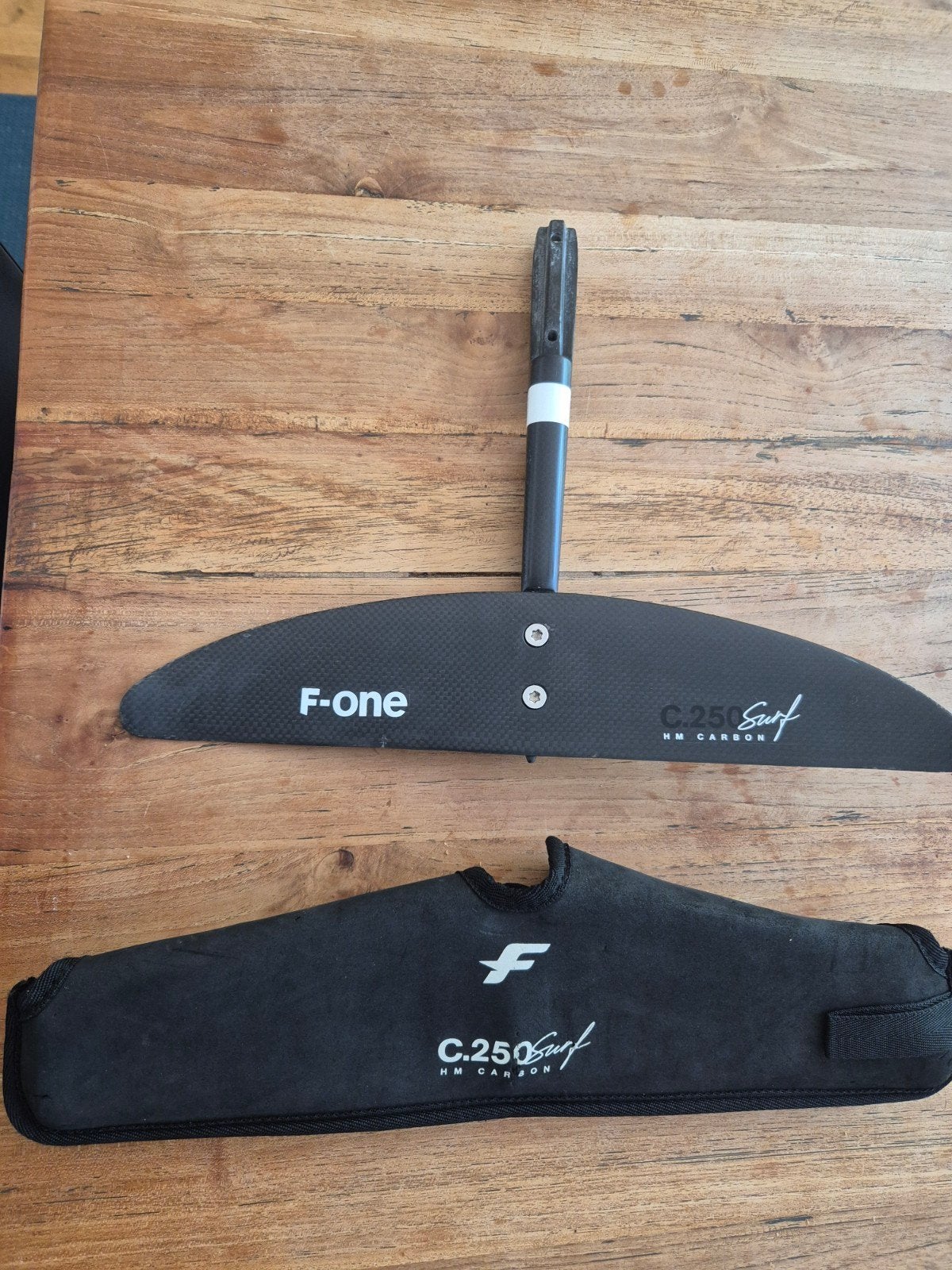 F-One C250 Surf HM Carbon met XXS fuselage (Gebruikt), Ophalen of Verzenden, Gebruikt