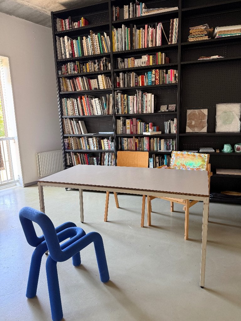 Vintage Ahrend tafel 75 x 150 cm, Gebruikt, Overige houtsoorten, 100 tot 150 cm, Design Office