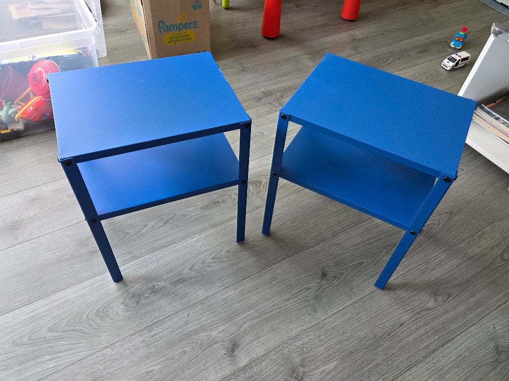 Twee nachtkastjes, Huis en Inrichting, Ophalen, Minder dan 45 cm, Metaal of Aluminium, Zo goed als nieuw