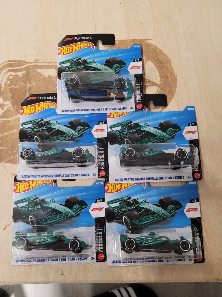 Hotwheels aston martin fotmula one/F1 nieuw, Ophalen of Verzenden, Nieuw, Auto