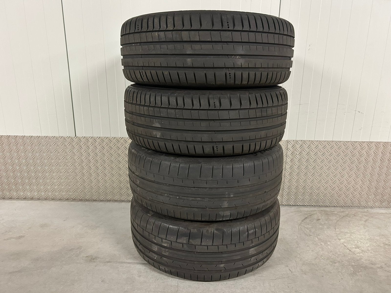 Originele Audi Q3 SQ3 sport 19 inch Continental/Michelin, Audi, Gebruikt, 255 mm, Banden en Velgen