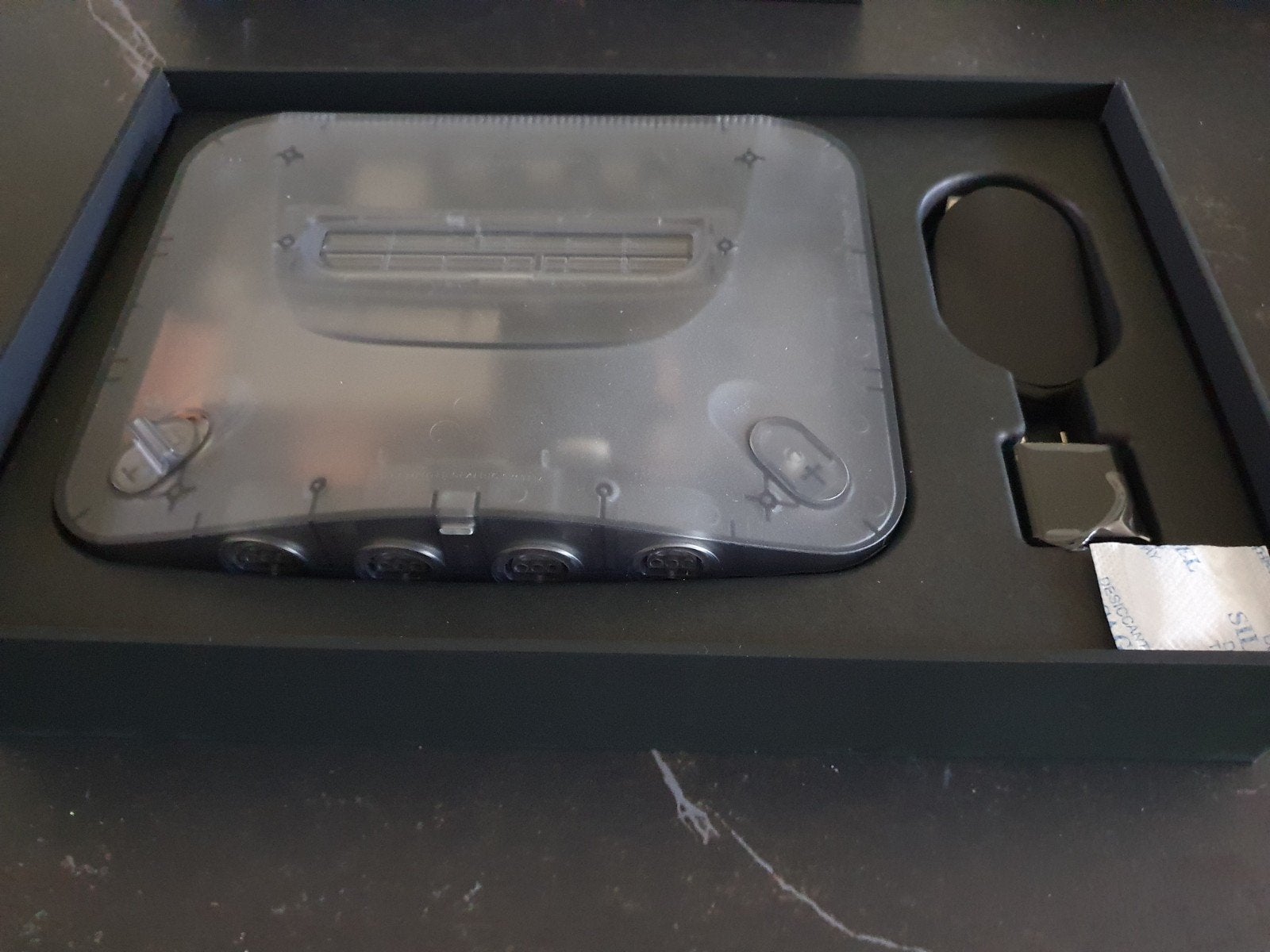 Analogue 3D smoke black, Ophalen of Verzenden, Zo goed als nieuw, Met 1 controller