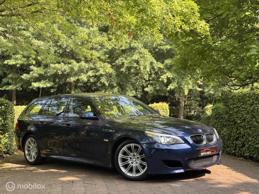 BMW 5-serie Touring 523i - M-pakket - Sport stoelen - M5 -, Auto's, 13 km/l, Achterwielaandrijving, Gebruikt, Blauw