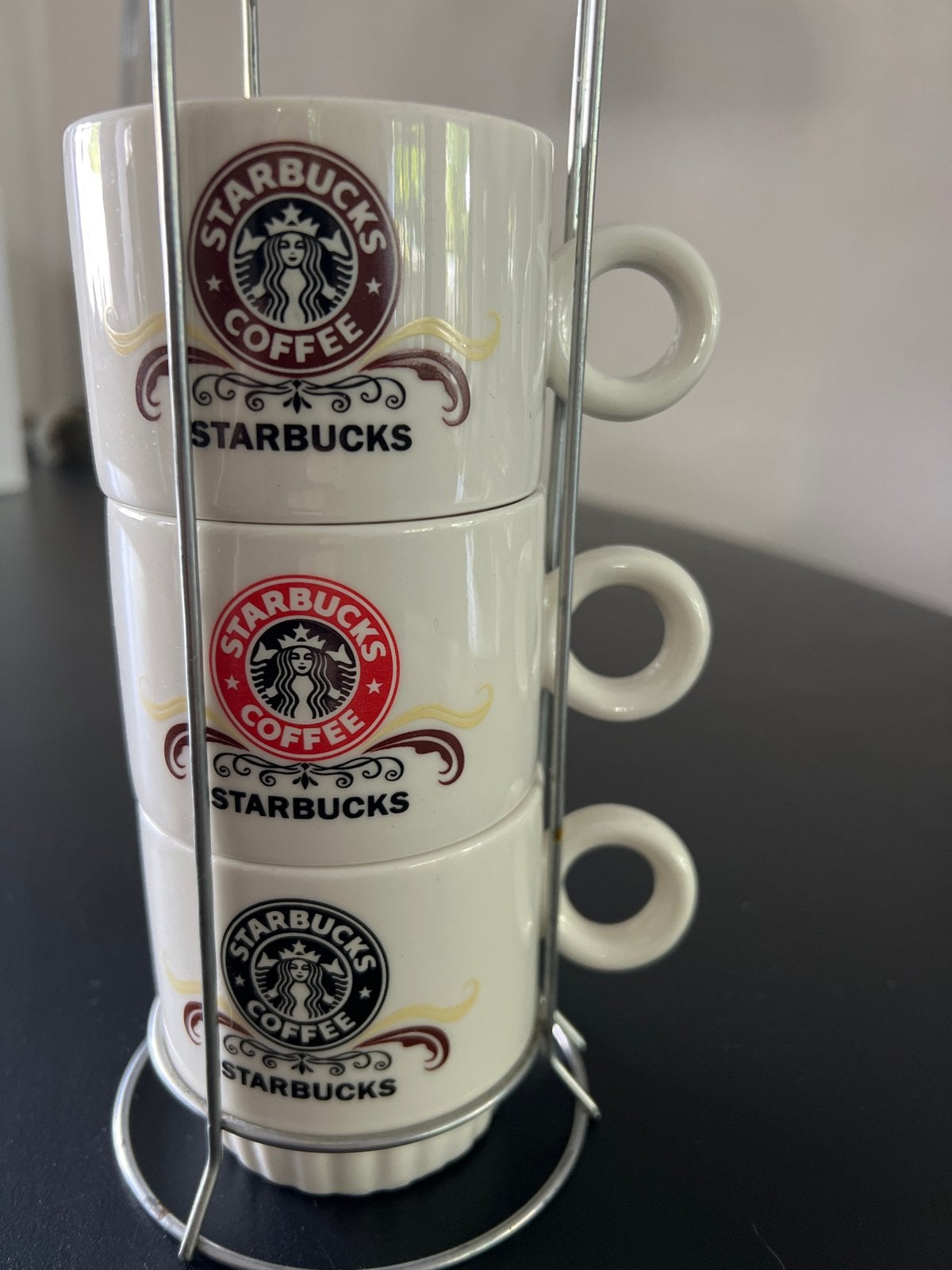 3 Starbucks kopjes met houder, Gebruikt, Ophalen of Verzenden, Steen/keramiek, Meerkleurig