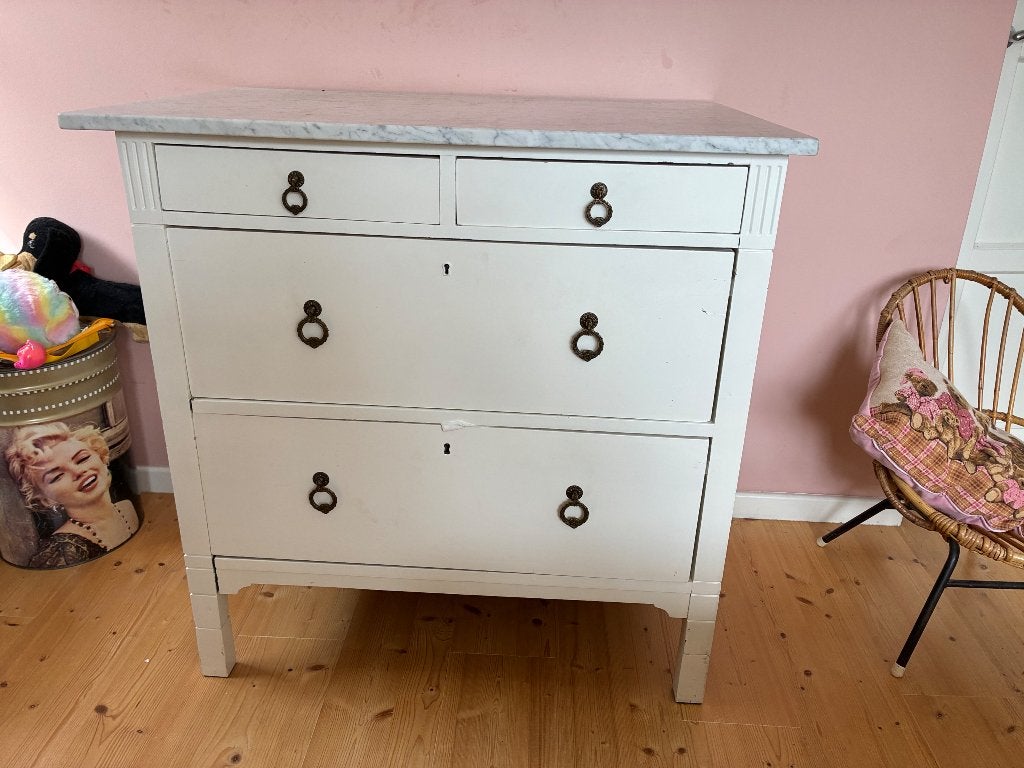 Vintage commode / ladekast met prachtig marmeren blad, Kinderen en Baby's, Kinderkamer | Commodes en Kasten, Ophalen, Gebruikt