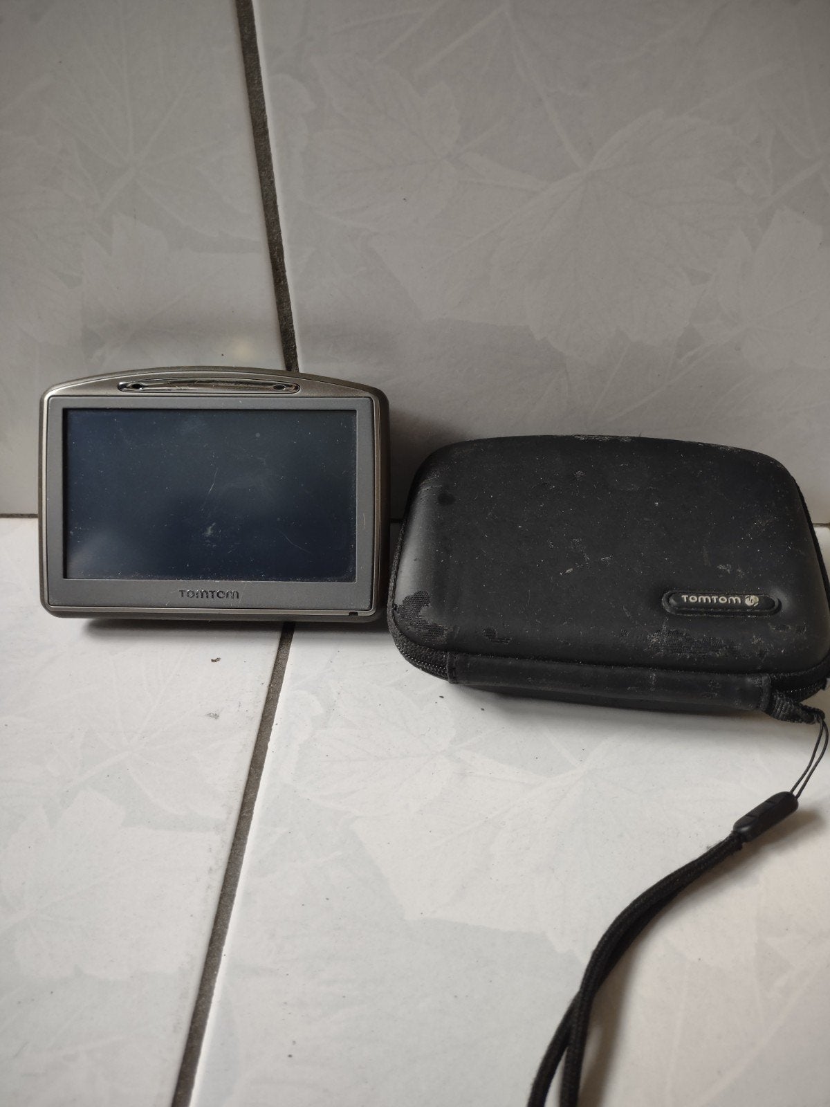 Tomtom, Ophalen