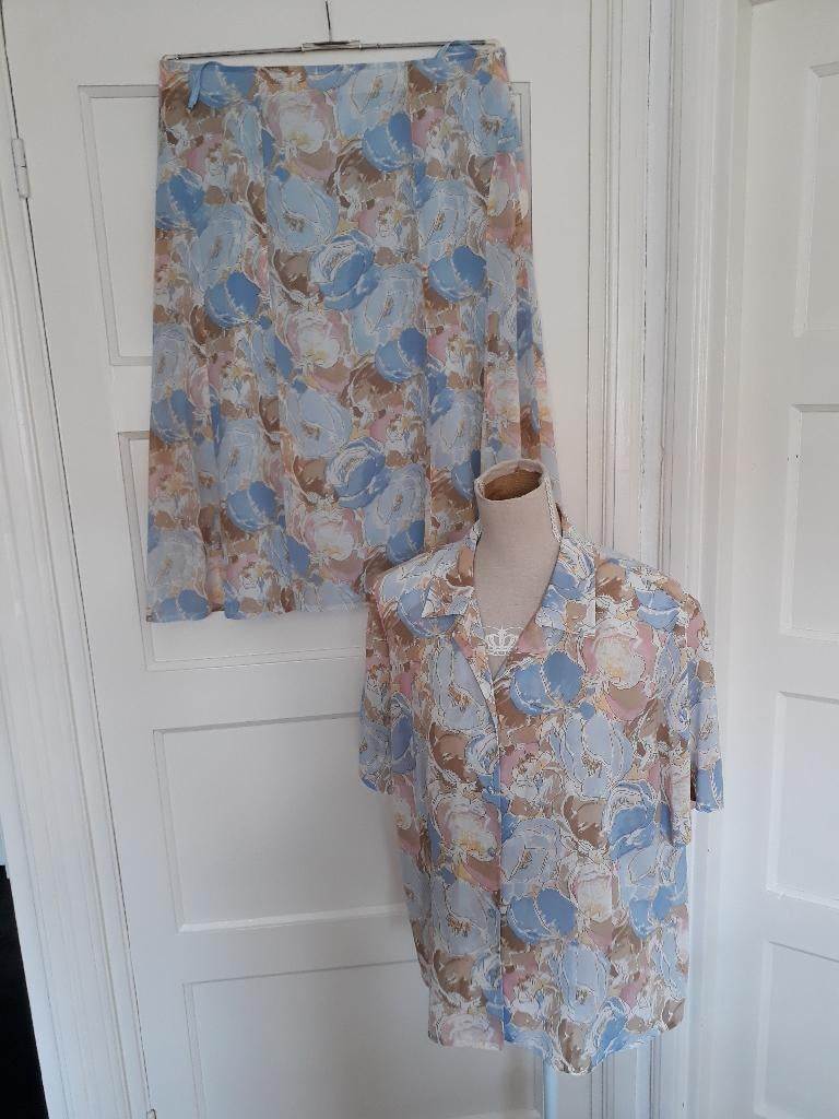 Mooi setje van MARCONA, rok en blouse    maat 46, Kostuum of Pak, Overige kleuren, Verzenden, Maat 46/48 (XL) of groter
