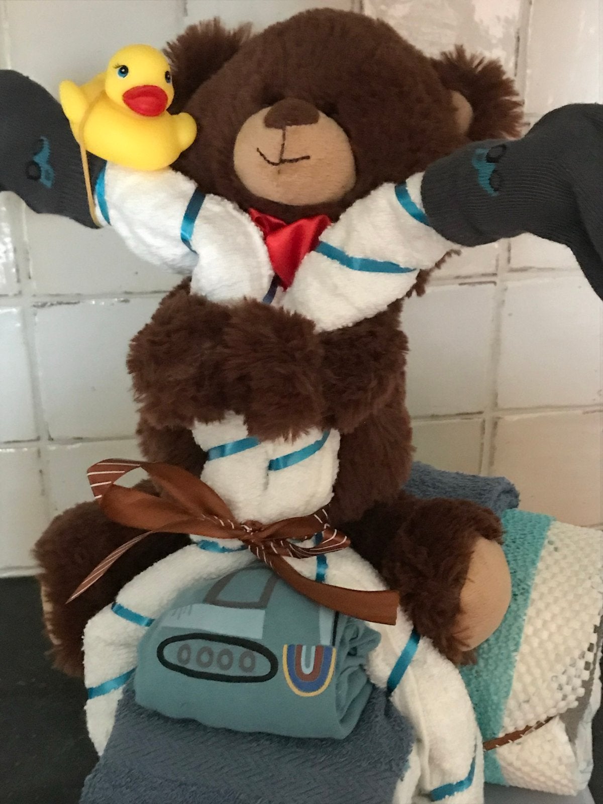 Uniek Kraamcadeau: Knuffel met Handdoeken en Sokjes, Ophalen of Verzenden, Nieuw, Kraamcadeau