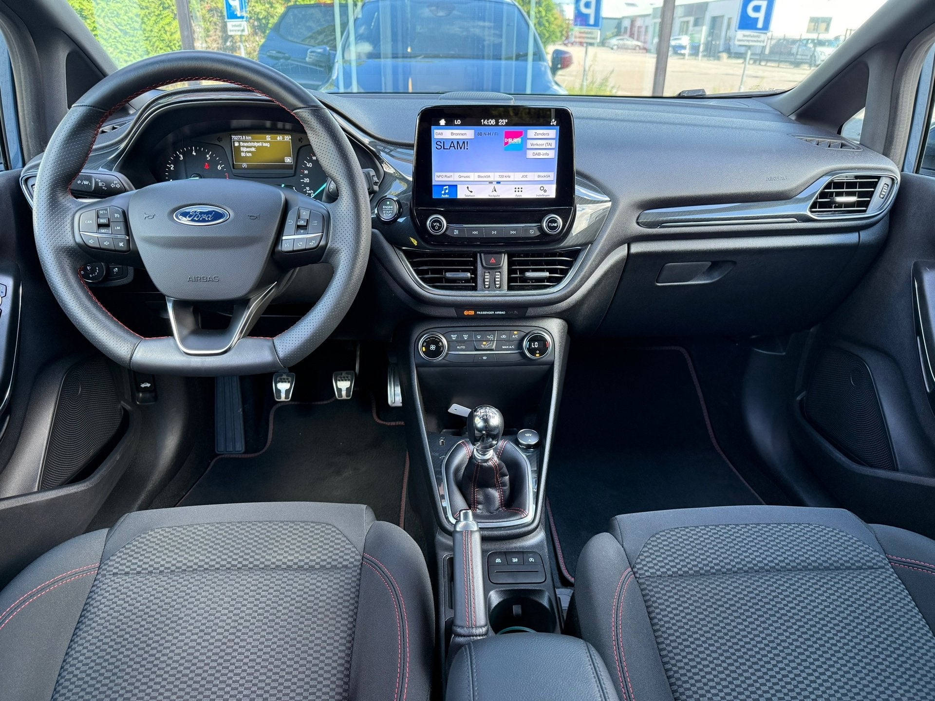 Ford Fiesta 1.0 EcoBoost ST-Line - Climate - Navi - Parkeerh, Gebruikt, 580 kg, 1064 kg, Blauw