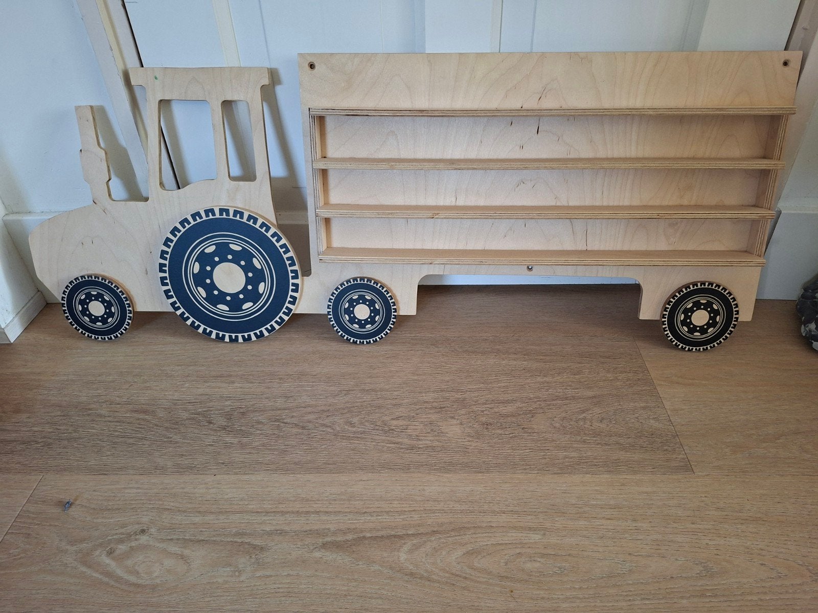 Houten tractor met aanhanger voor speelgoedauto's, Ophalen, Zo goed als nieuw