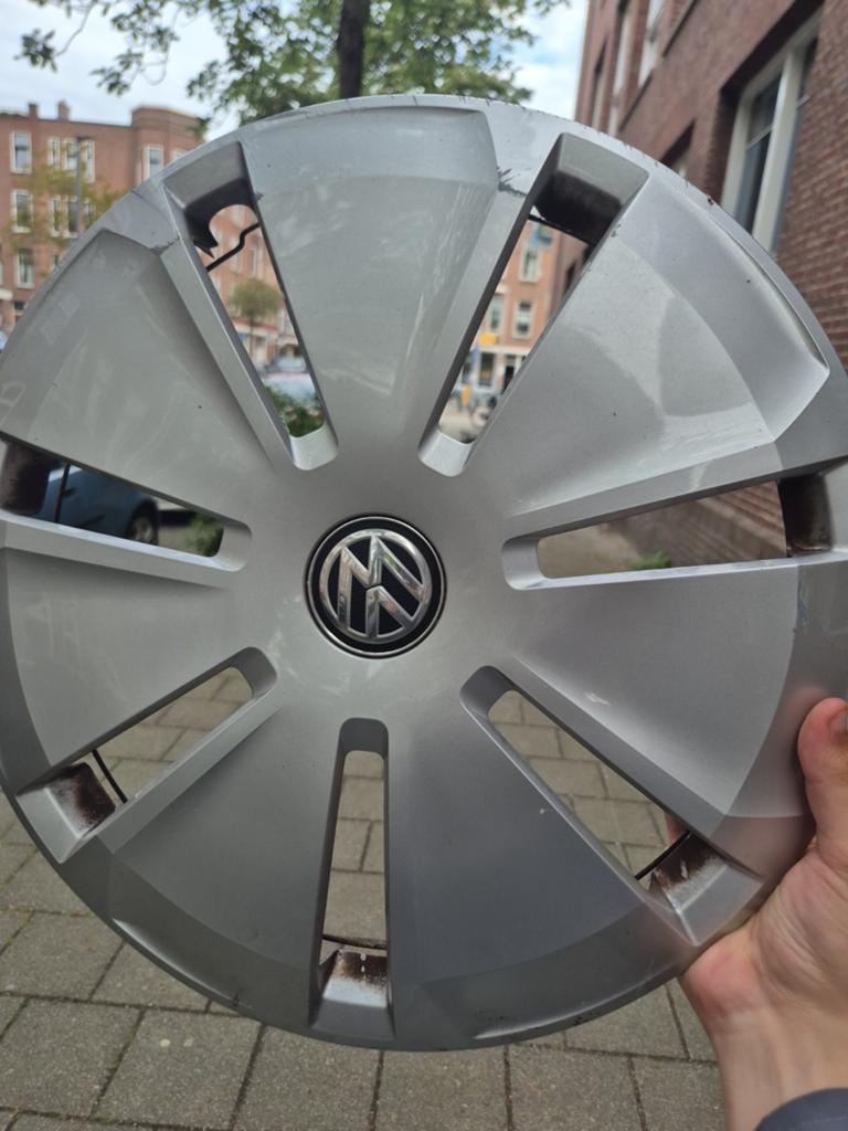 Volkswagen wieldop Golf Passat Touran (Gebruikt), Auto diversen, Wieldoppen, Ophalen of Verzenden, Gebruikt