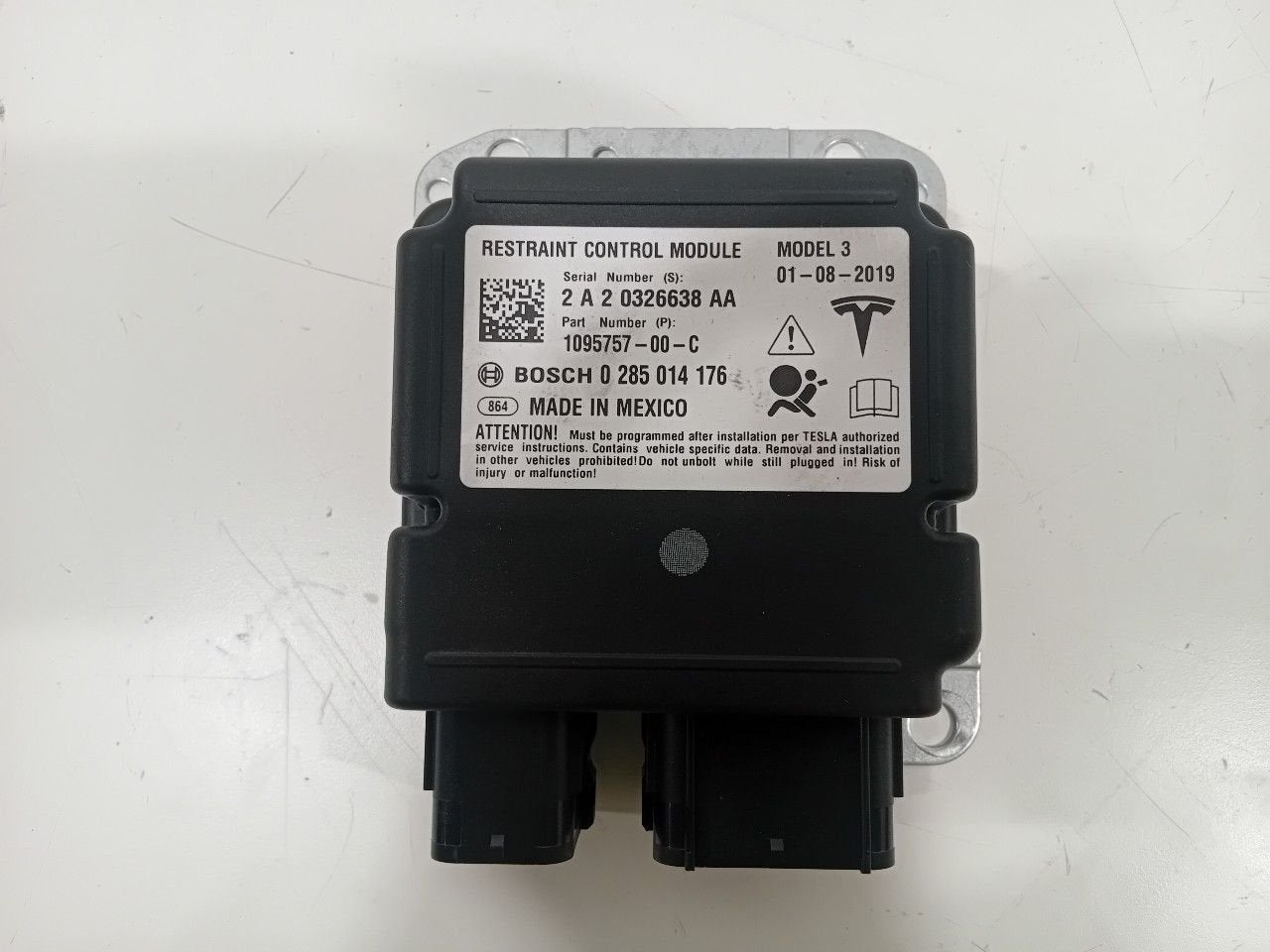 Airbag module Tesla Model 3