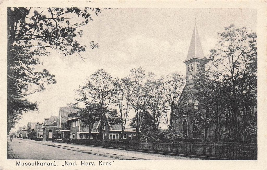703-150-023 Musselkanaal Ned Herv Kerk, Verzamelen, Ansichtkaarten | Nederland, Verzenden, Voor 1920, Groningen