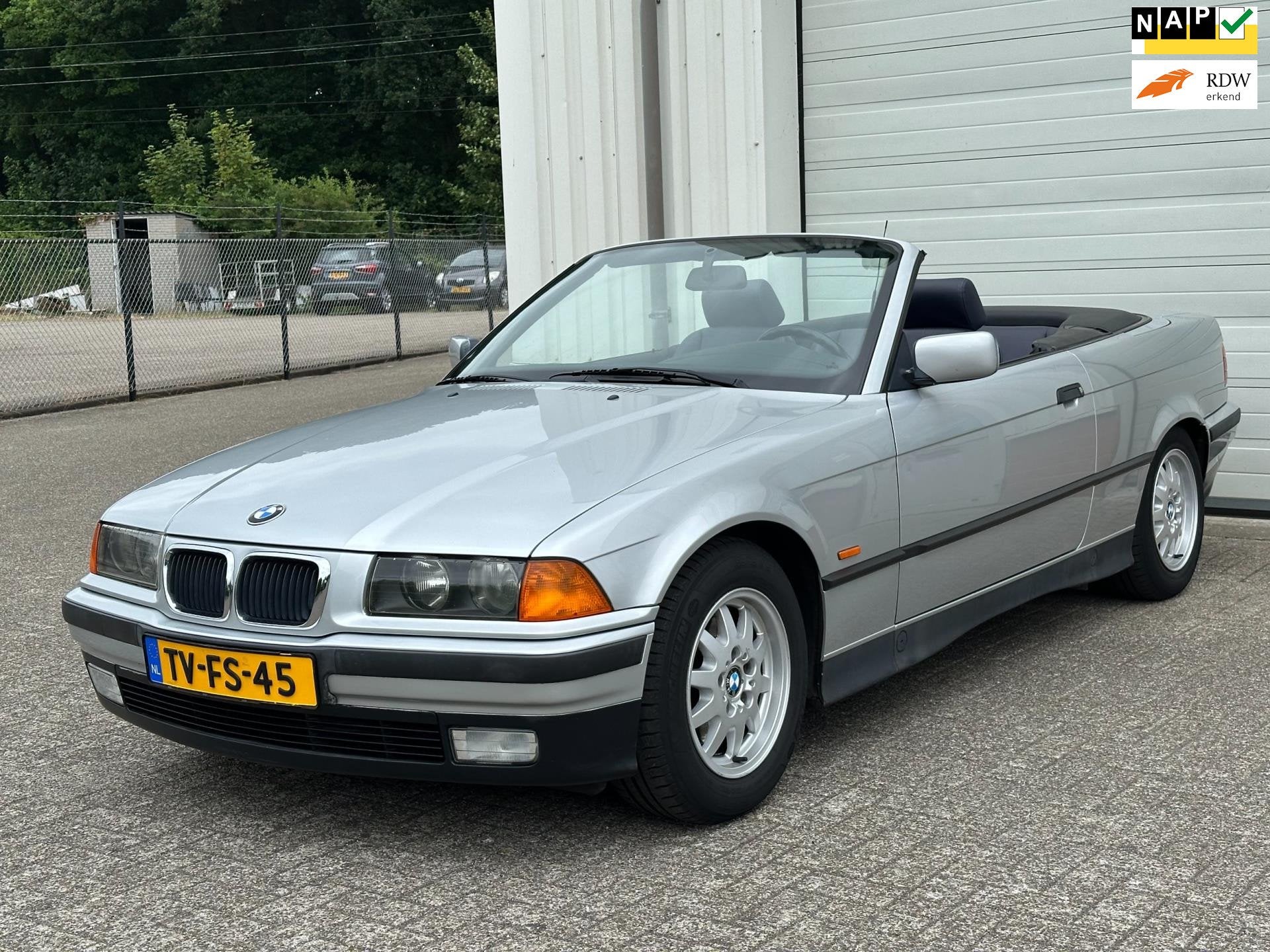 BMW 3-serie Cabrio BMW 320i Cabriolet E36 Aut. | Origineel N, Achterwielaandrijving, Gebruikt, 4 stoelen, 3-Serie