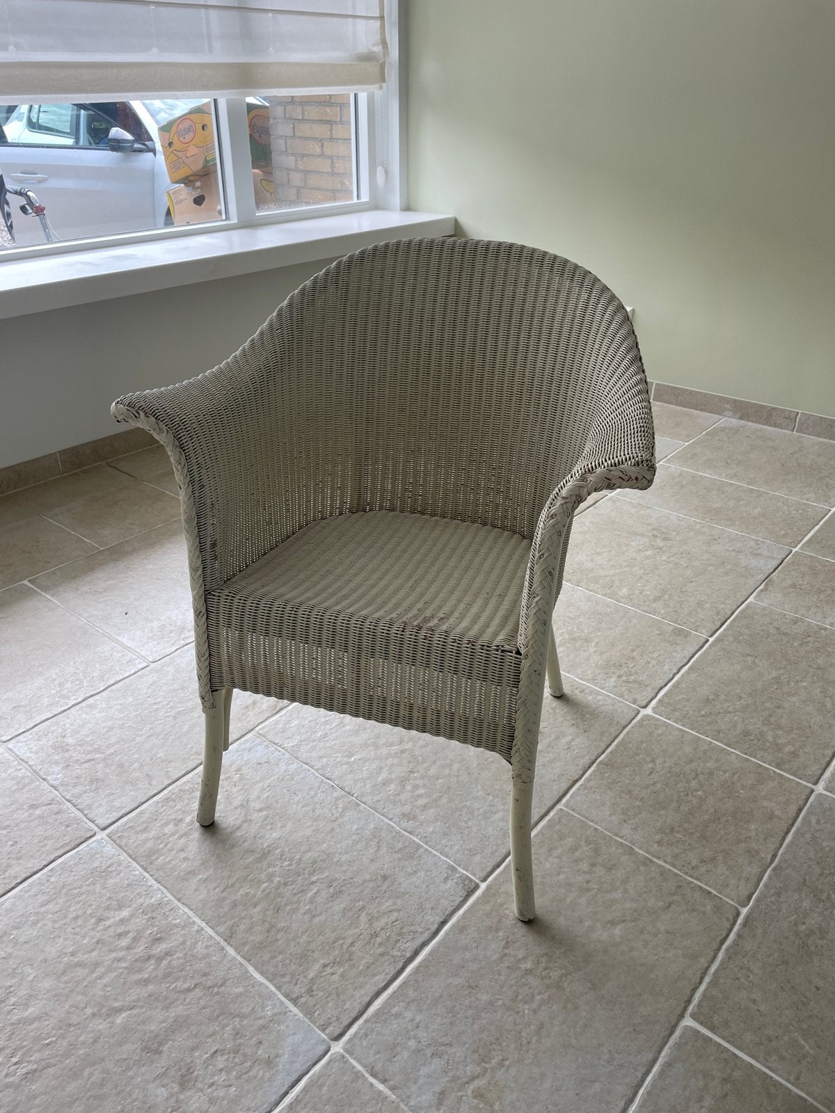 Rotan stoel - Wit/Crème - Comfortabel en stijlvol, Huis en Inrichting, Ophalen, Gebruikt, Wit, Riet of Rotan