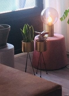 Goud plantenbak op zwart metalen poten, Tuin en Terras, Bloembakken en Plantenbakken, Minder dan 30 cm, Rond, Ophalen of Verzenden