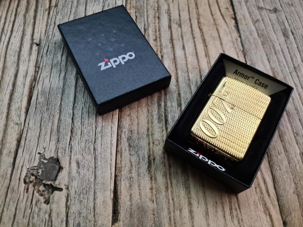 Zippo 24k Gold plated James Bond 007, Verzamelen, Ophalen of Verzenden