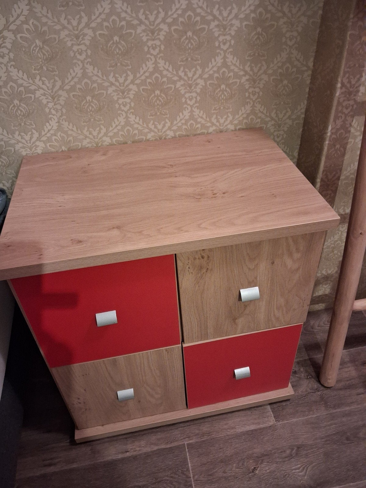 Een mooie solide kast met veel berg ruimte, Ophalen of Verzenden, Gebruikt, 25 tot 50 cm, 50 tot 100 cm