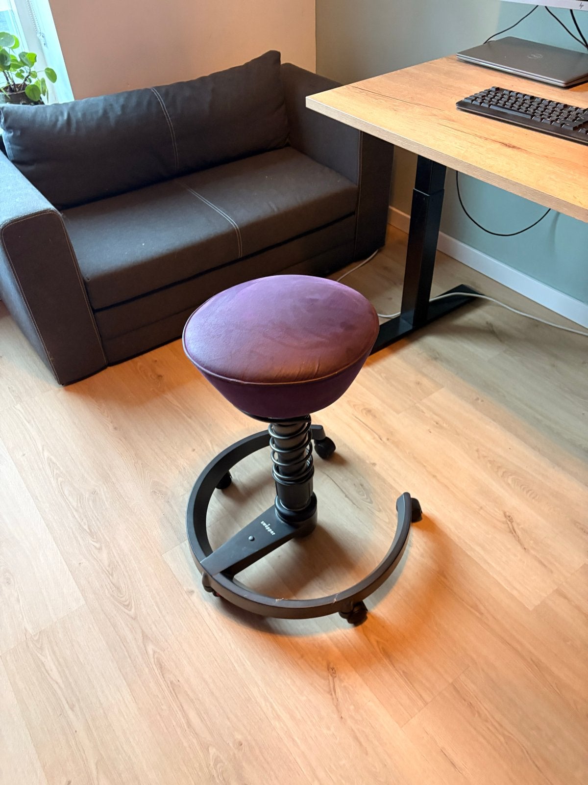 Swopper bureaustoel - Ergonomische kruk - Paars, Ophalen, Gebruikt, Paars, Bureaukruk