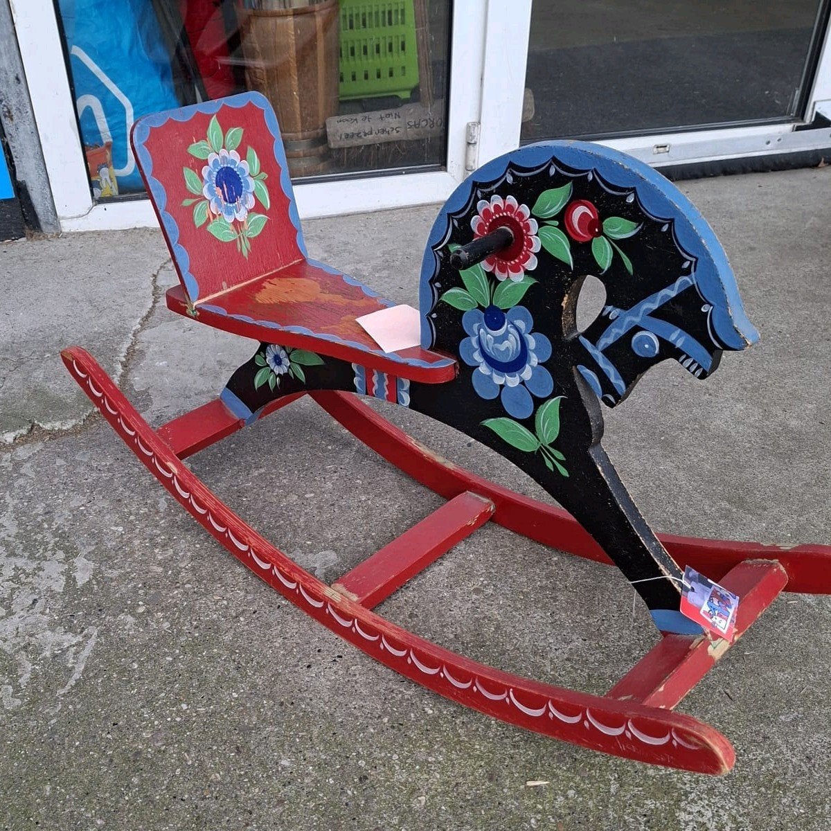 Hobbelpaard vintage, voormalig USSR, handbeschilderd. €17,50, Ophalen