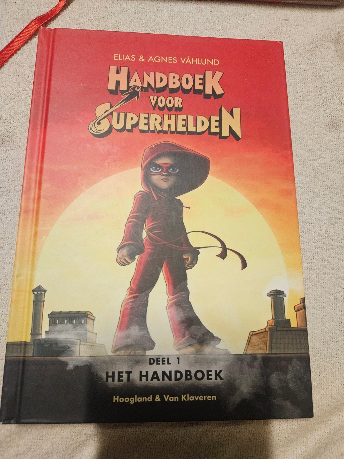 Handboek voor Superhelden - Deel 1: Het Handboek, Boeken, Ophalen of Verzenden, Zo goed als nieuw, Elias & Agnes Våhlund, Fictie algemeen