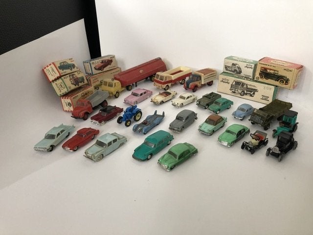 Anguplas modelauto 1:87 jaren 60, Ophalen of Verzenden, Gebruikt, Auto, Overige merken