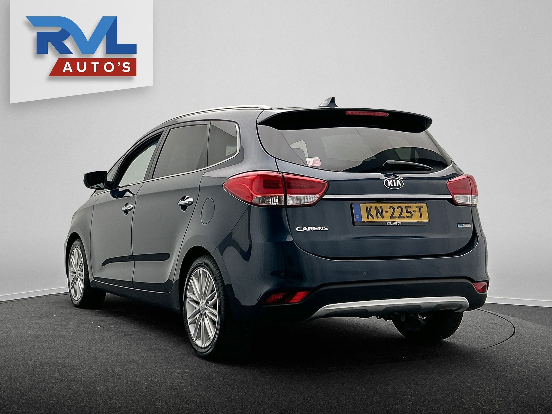 Kia Carens 1.6 GDi ExecutiveLine | 7-Persoons | Origineel NL, Voorwielaandrijving, Dealer onderhouden, Gebruikt, 4 cilinders