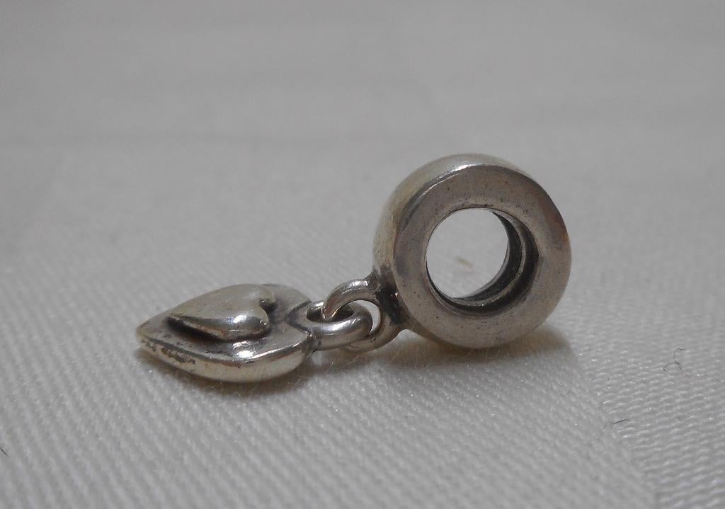 Pandora zilveren Charm bedel met hartje nr.1250, Verzenden, Pandora, Zo goed als nieuw, 1 bedel