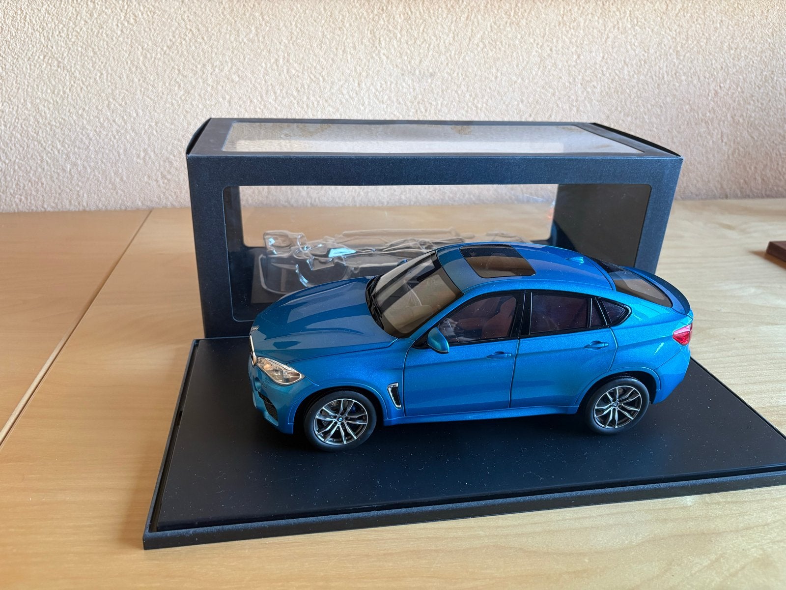 Norev BMW X6 M 2015 1/18, Verzenden, Zo goed als nieuw, Auto, Norev