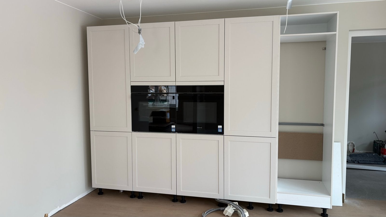 Kastenwand en Schiereiland (excl. lades), Huis en Inrichting, Keuken | Complete keukens, Ophalen, Wit, Overige typen, Nieuw
