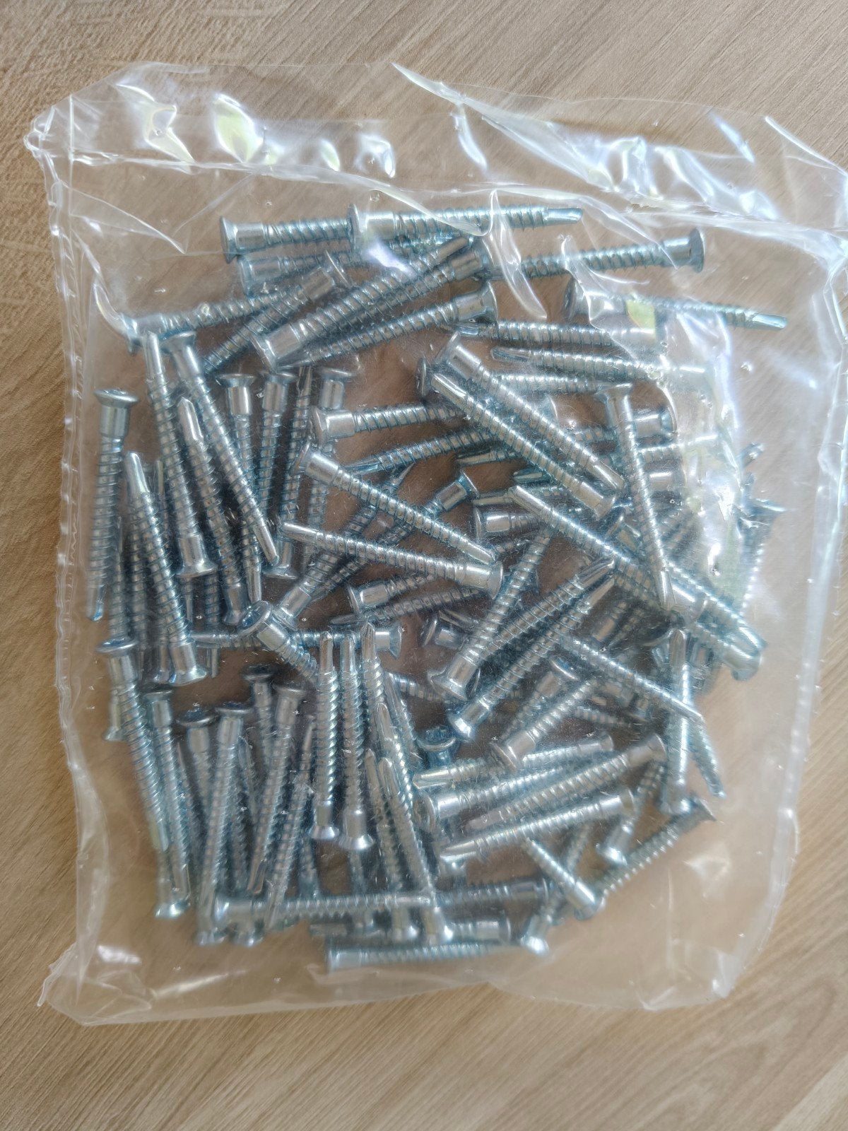 Schroeven nieuwe., Doe-het-zelf en Verbouw, IJzerwaren en Bevestigingsmiddelen, Ophalen of Verzenden, Nieuw, Minder dan 50 mm