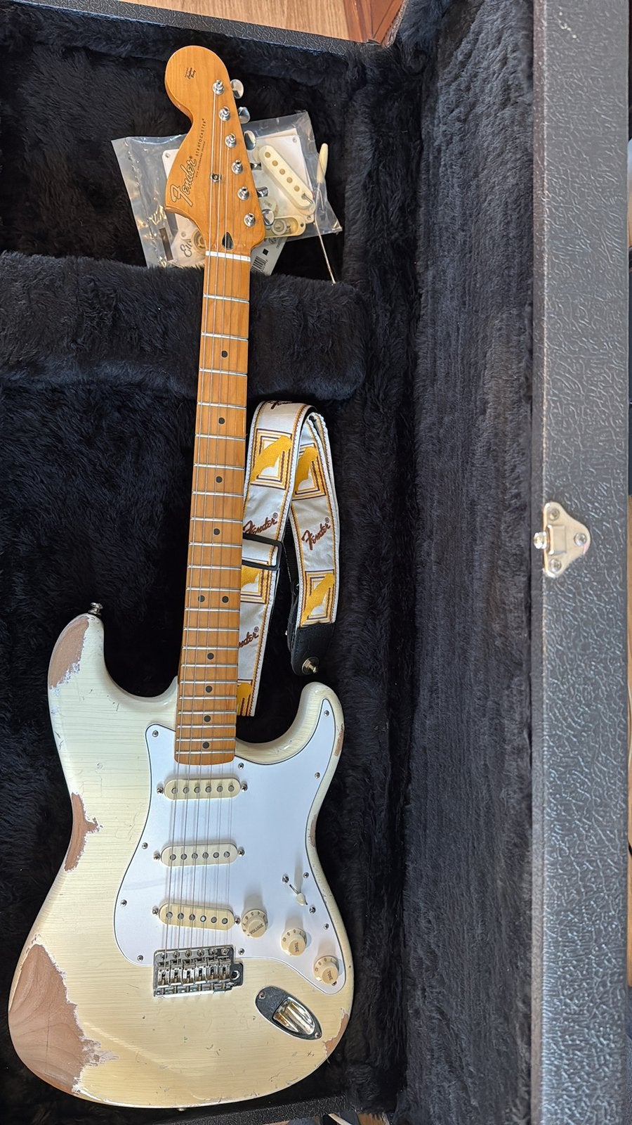 Fender Jimi Hendrix strat MIM + DutchRelics 2014 Nitro Relic, Ophalen, Zo goed als nieuw, Solid body, Fender