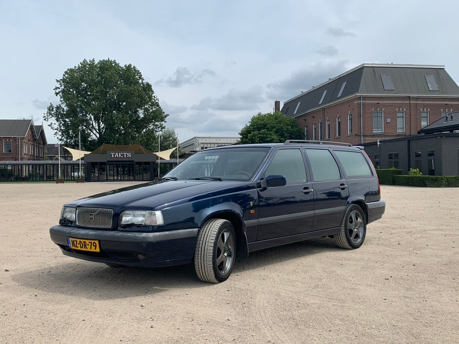 Volvo 850 2.5 I 20V AUT 1996 Blauw, Auto's, Volvo, Blauw, Origineel Nederlands, 2435 cc, Particulier