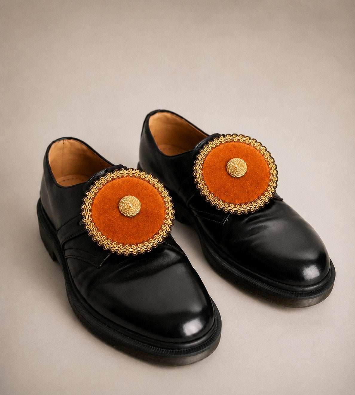 Gele Pieten schoen gespen - Oranje/Goud, Diversen, Ophalen of Verzenden, Nieuw