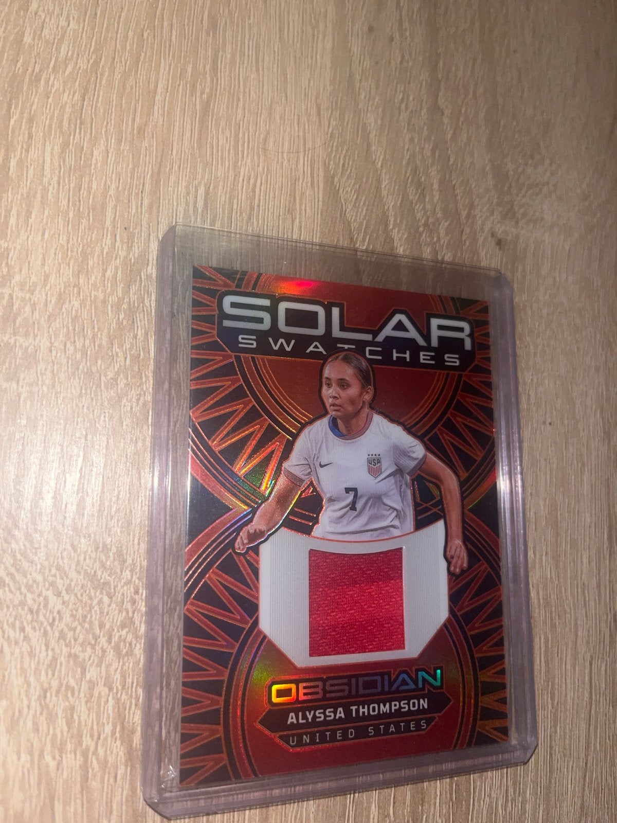 Alyssa Thompson Solar Swatches Obsidian Panini kaart, Ophalen of Verzenden, Zo goed als nieuw, Buitenlandse clubs, Spelerskaart