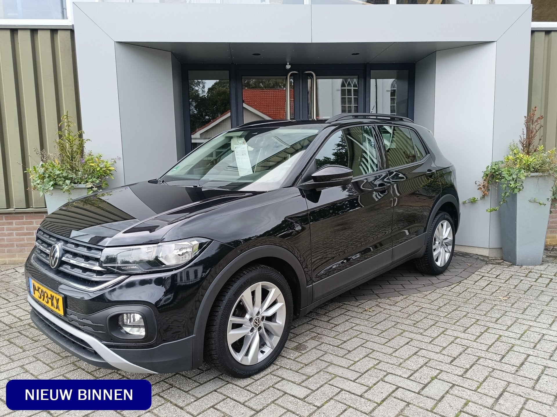 Volkswagen T-Cross 1.0 TSI Life | Airco | Camera | Carplay |, T-Cross, Gebruikt, Euro 6, 620 kg