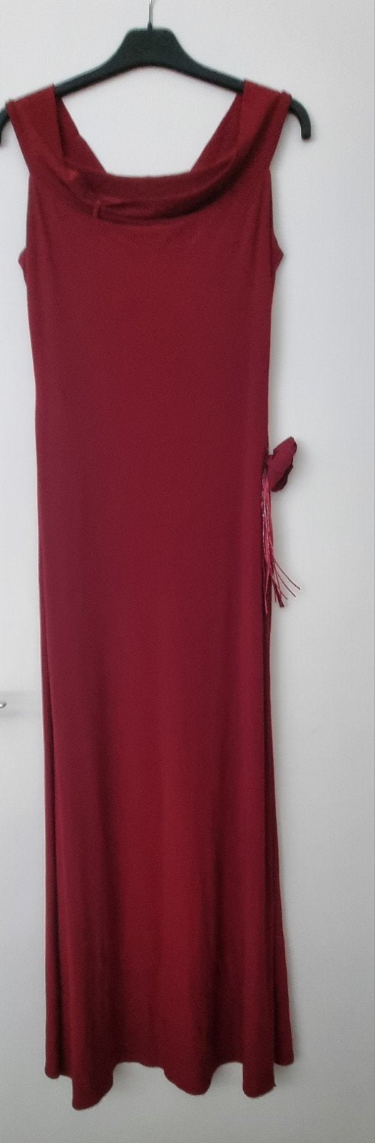 Elegante bordeauxrode jurk met bloemdetail, Maat 38/40 (M), Ophalen of Verzenden, Zo goed als nieuw, Nurdan