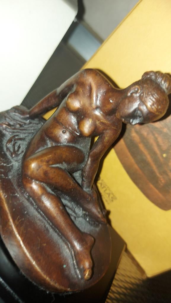 Bronzen beeldje "Nimf met schorpioen" - De Agostini, Ophalen of Verzenden