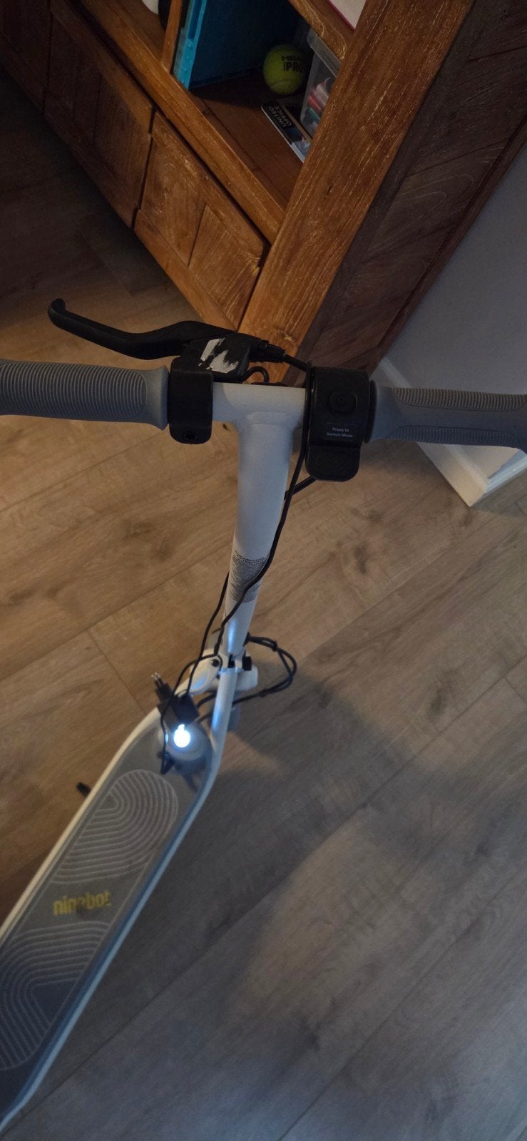 Ninebot kinder elektrische step - Zo goed als nieuw, Ophalen, Zo goed als nieuw, Elektrische step (E-scooter), Ninebot